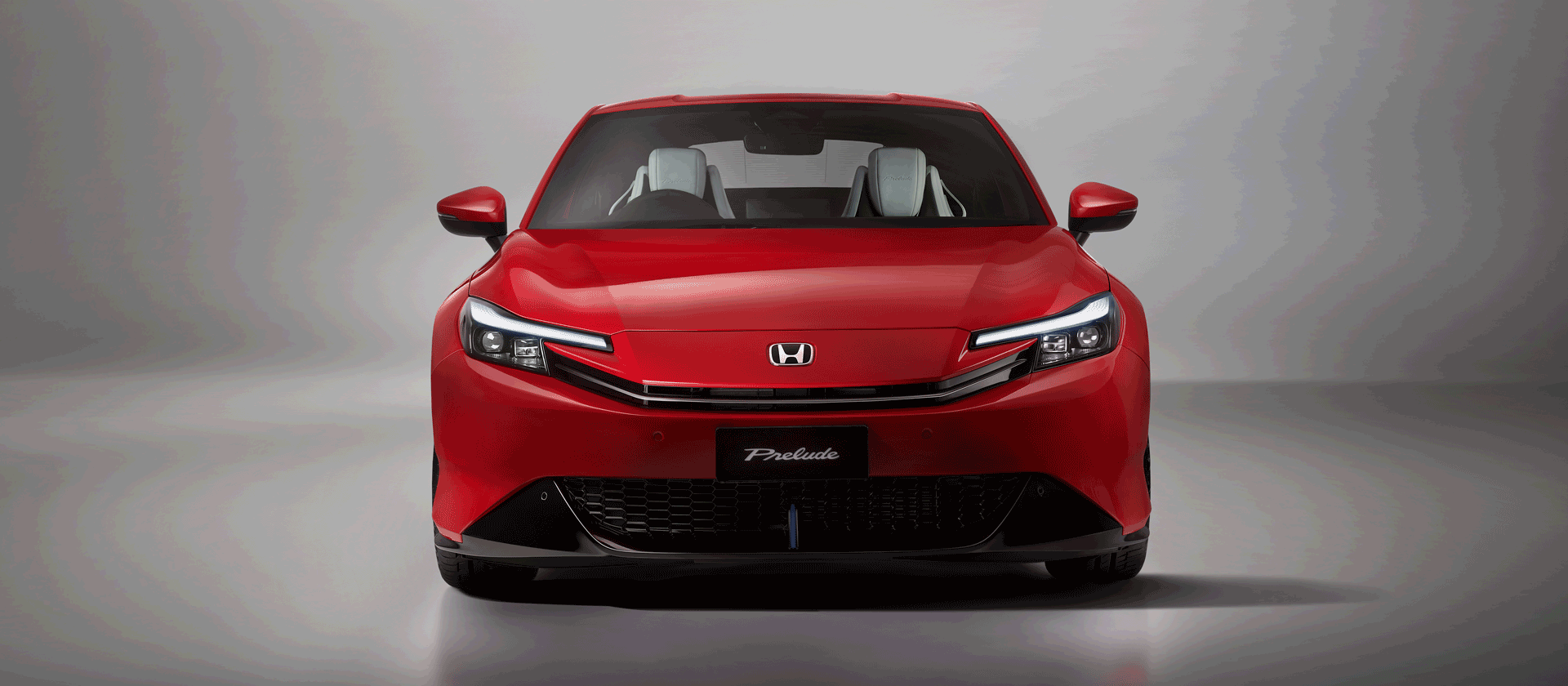 Honda Prelude warna merah tampak depan